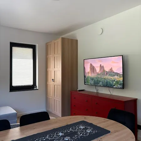 Lisi Rewir - Fox District House Ferienhaus Schreiberhau